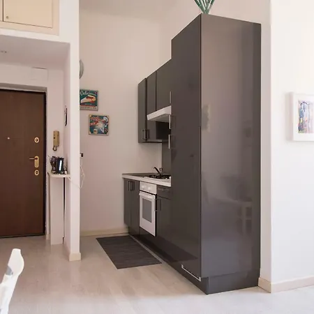 Lilac House * Milano